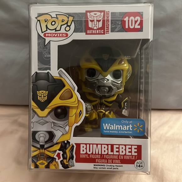 Rare Retired Vaulted Funko Pop Transformers Bumblebee 102 Walmart Exclusive - Picture 2 of 7